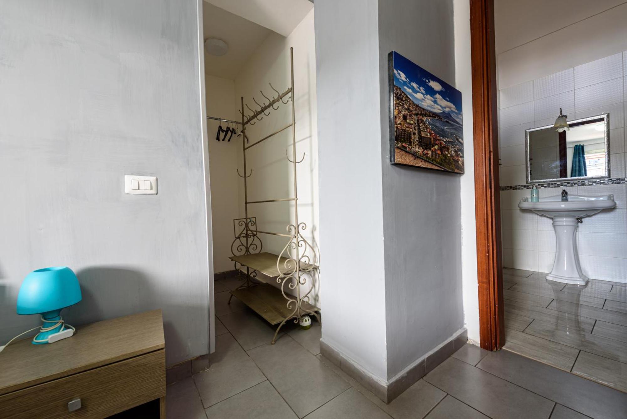 B&B Napoli Centrale di Fabio e Veronica Esterno foto